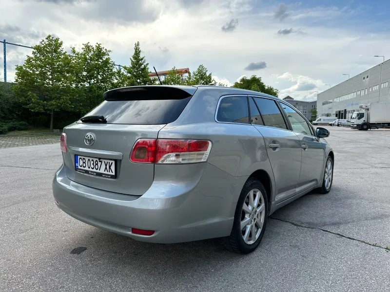 Toyota Avensis 2.2D 150кс/Автомат Image 4