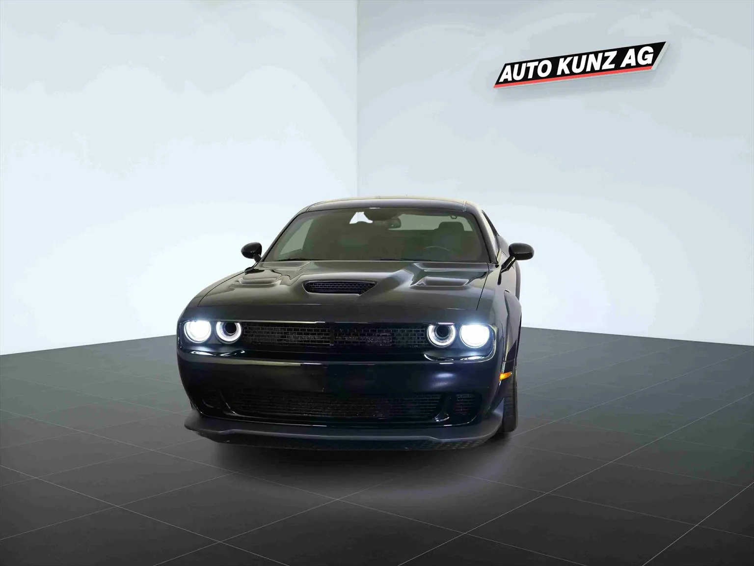 Dodge Challenger SRT Hellcat Widebody 6.2L V8 794 PS Aut  Image 3