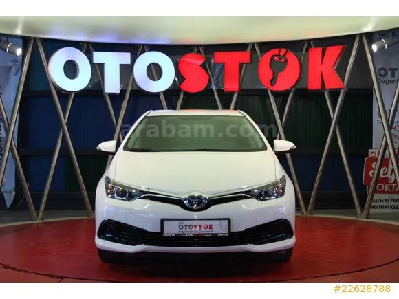 Toyota Auris 1.33 Life Image 1