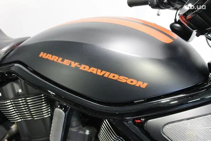 Harley-Davidson VRSCDX Image 3